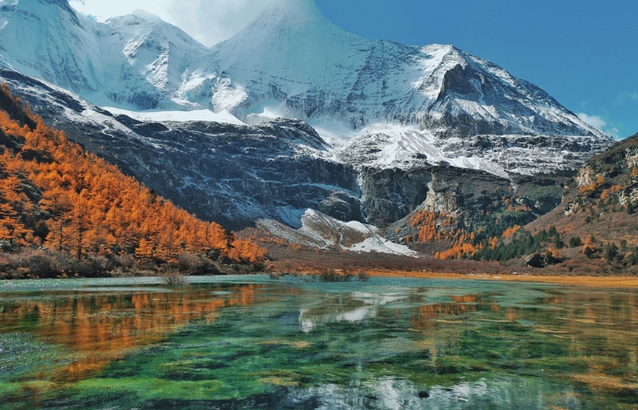 Khung cảnh tuyệt đẹp ở Á Đinh