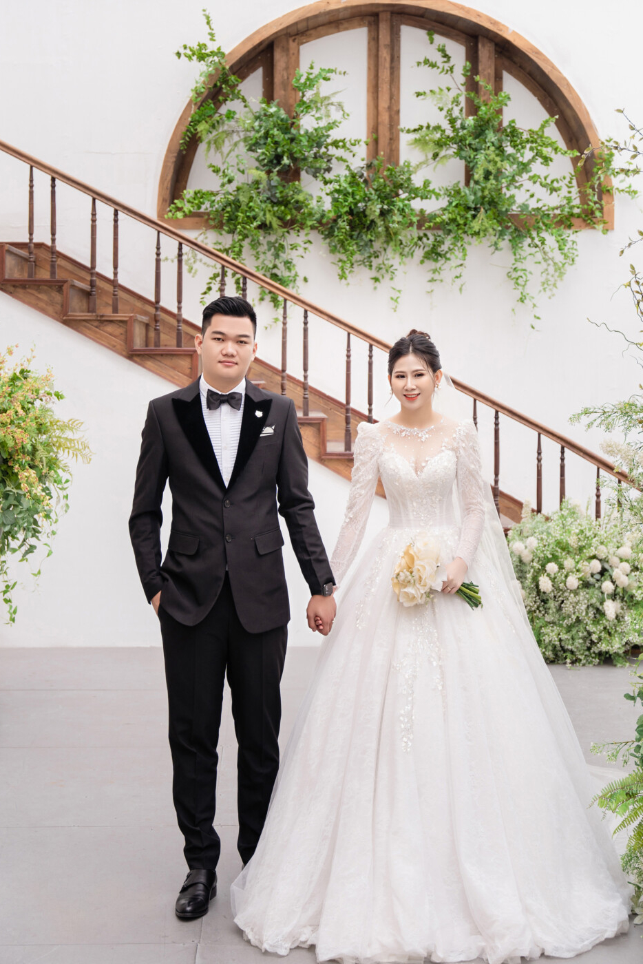 Các đạo cụ như mũ và giày của nhân vật