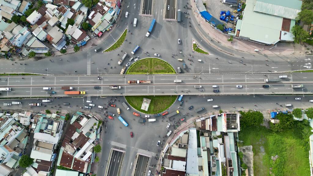 Hương Vị Đáng Kể: Chuyến Săn Tiramisu Douyin Gây Sốt Sài Gòn!