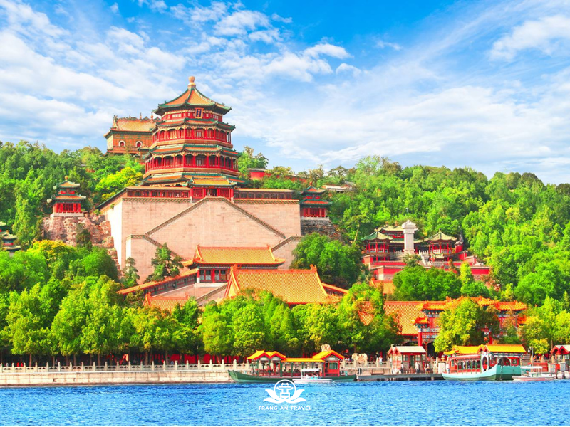 Toàn cảnh thành phố Bắc Kinh với sự kết hợp giữa cổ kính và hiện đại