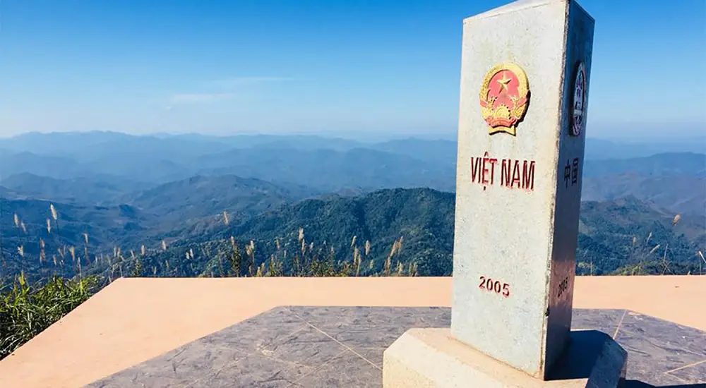 Cột mốc A Pa Chải