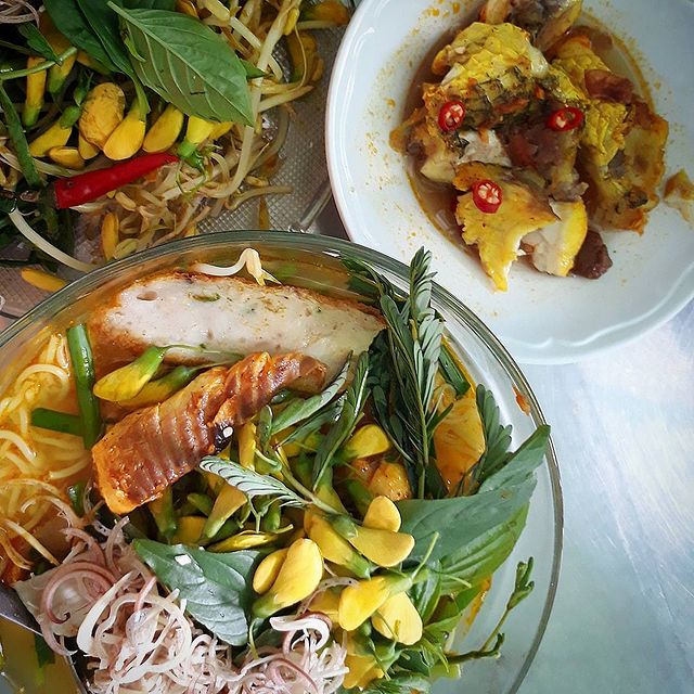 Tô bún cá Long Xuyên đầy đặn và hấp dẫn