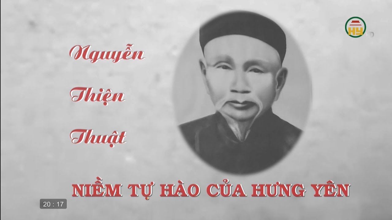 Người đang làm việc trên laptop tại quán cà phê