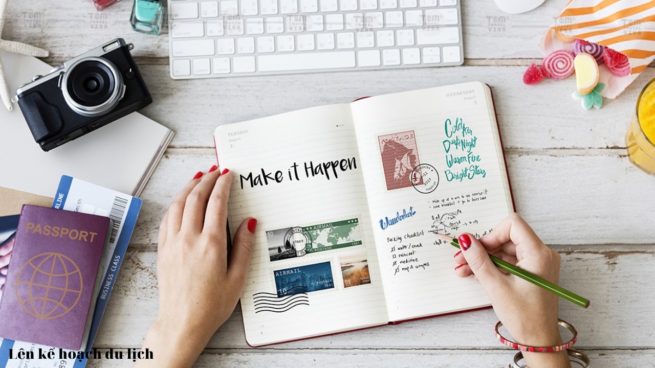 Bản đồ du lịch với các điểm đánh dấu và tuyến đường