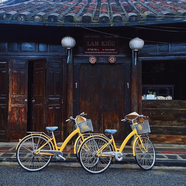 Cảnh đẹp sông Hương và cầu Trường Tiền