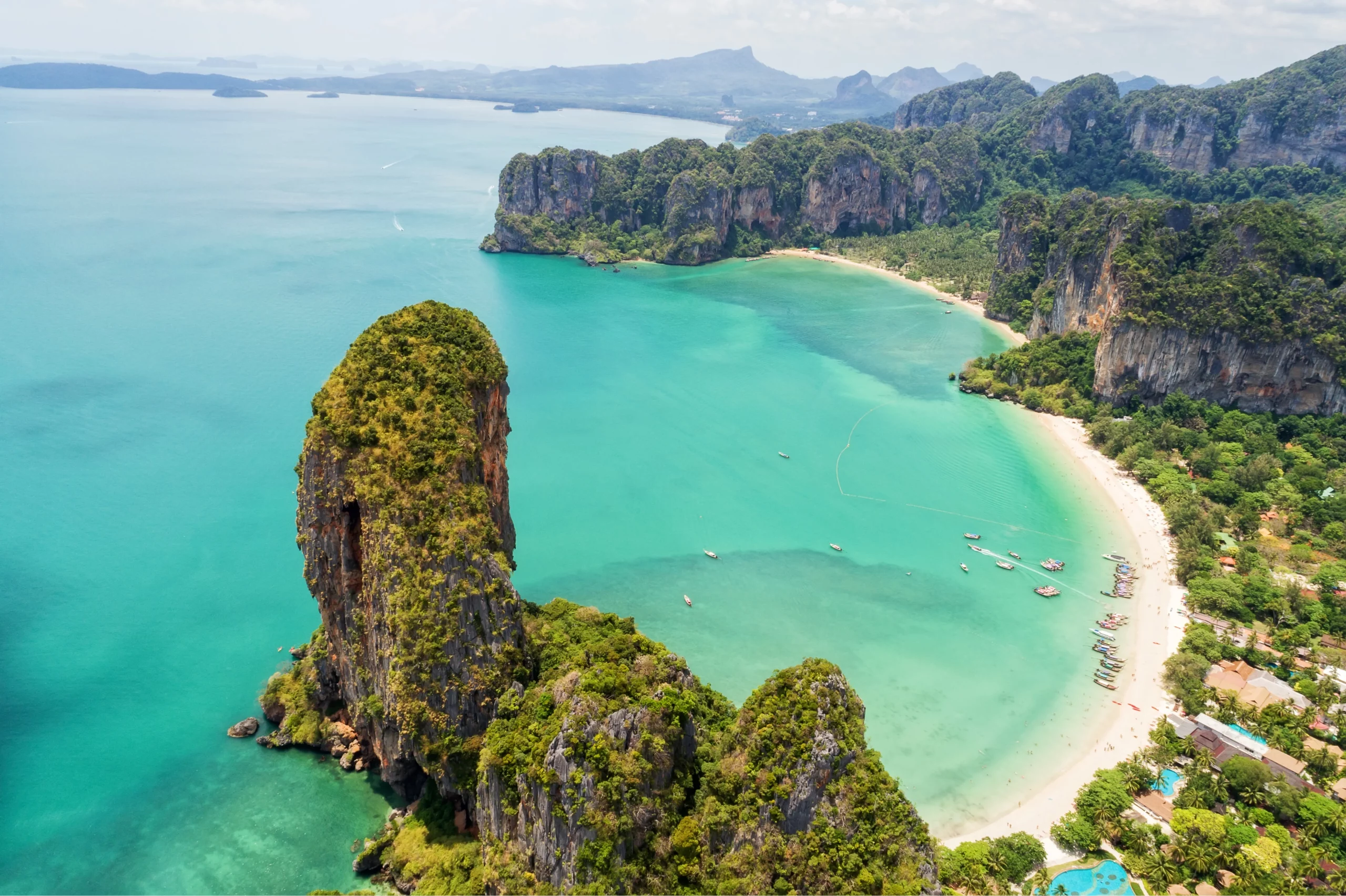 Tew Lay Bar Krabi: Quán Bar Trên Cây Độc Đáo Nơi Biển Hát, Trốn Bình Yên Giữa Lòng Krabi