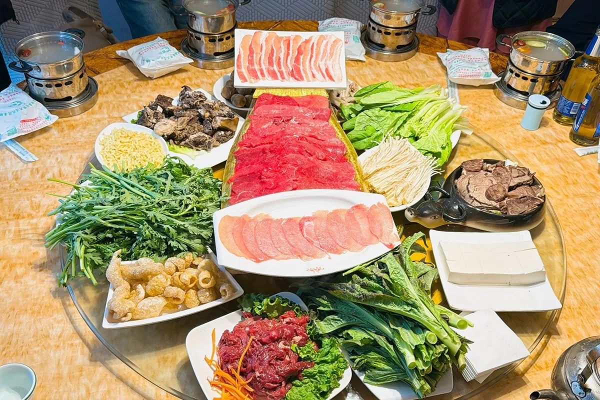 Lẩu bò Yak đặc trưng vùng cao