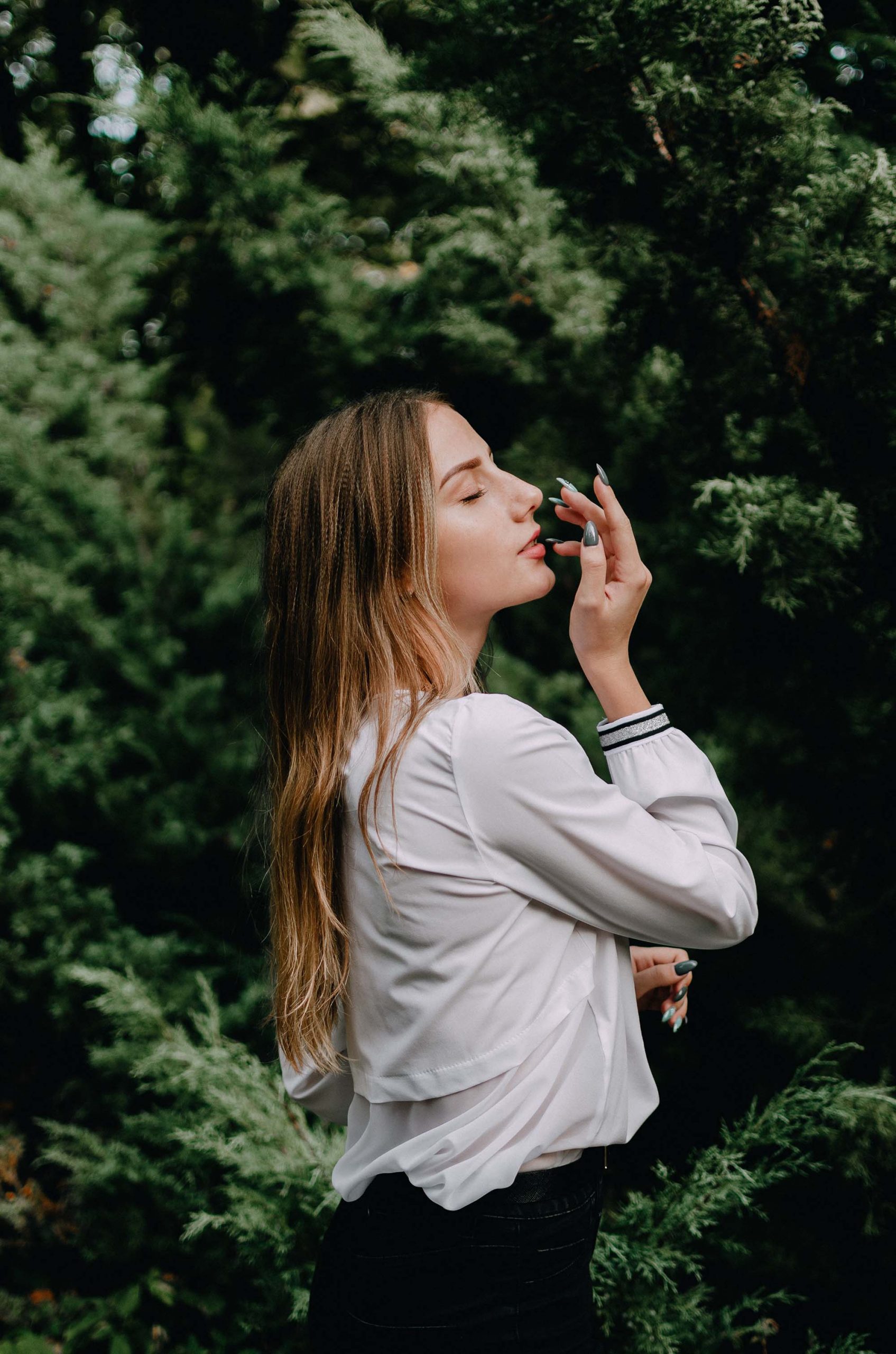 Chuyến Phiêu Du Một Mình: Khi Cô Nàng Hướng Nội Tìm Thấy Bình Yên Giữa Thế Giới Rộng Lớn