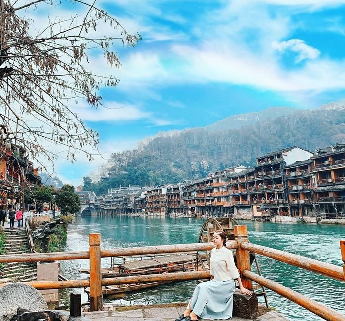 Phượng Hoàng Cổ Trấn mùa thu