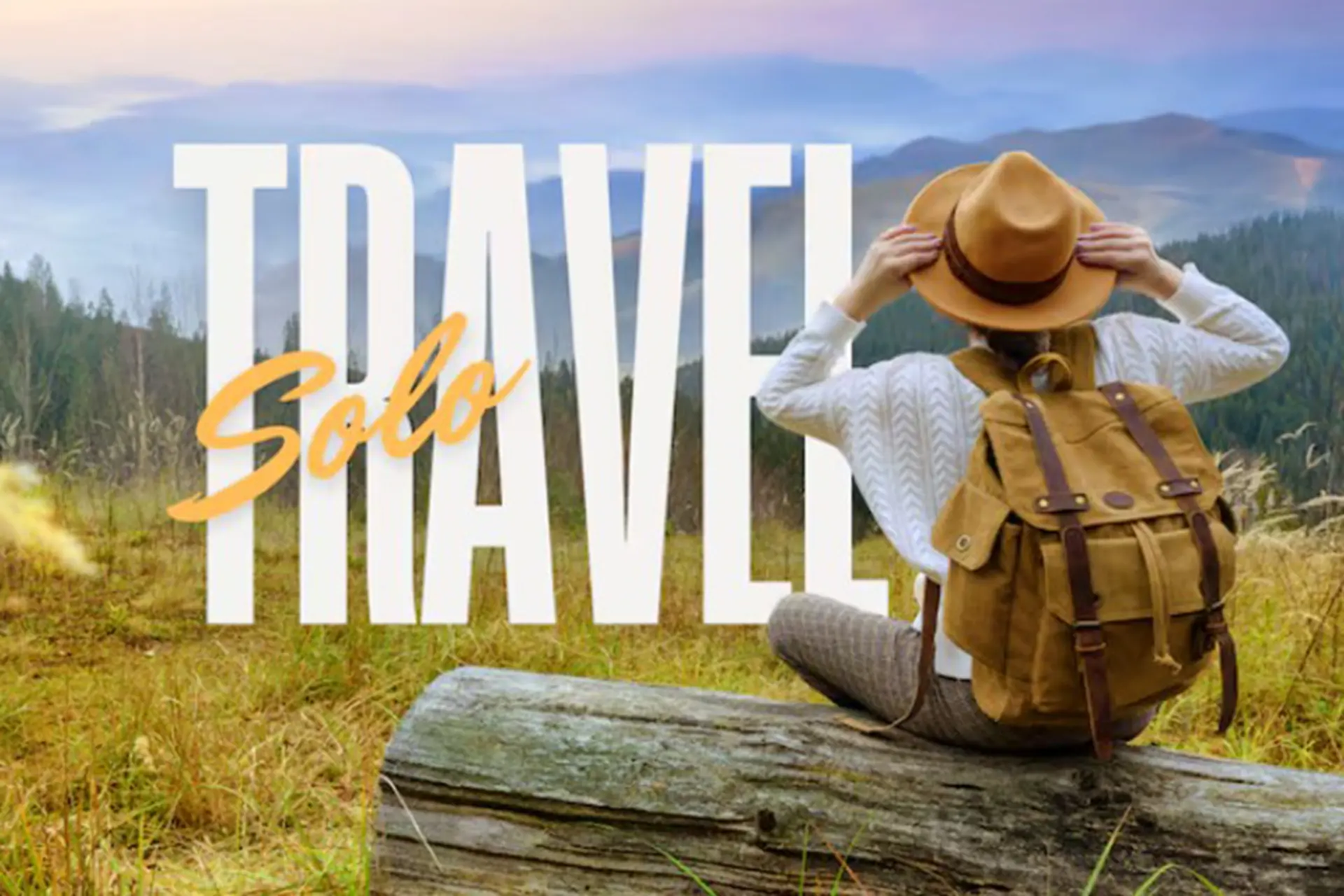 Cô gái hạnh phúc tận hưởng chuyến đi một mình