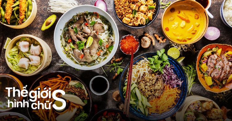 Phần bún chả Hà Nội với bún tươi, chả nướng và nước chấm chua ngọt