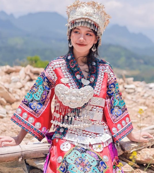 Nét văn hóa đặc sắc của người Miêu qua trang phục