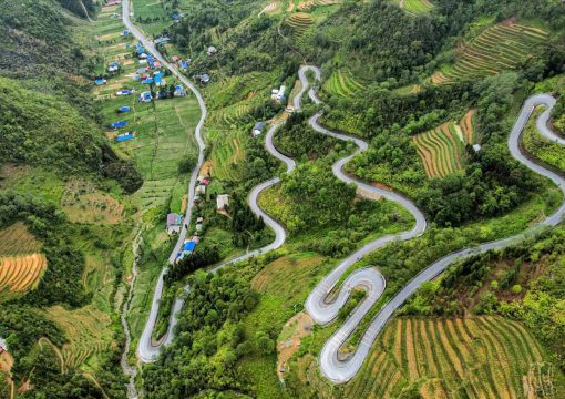 Đi xe máy trên cung đường Hà Giang