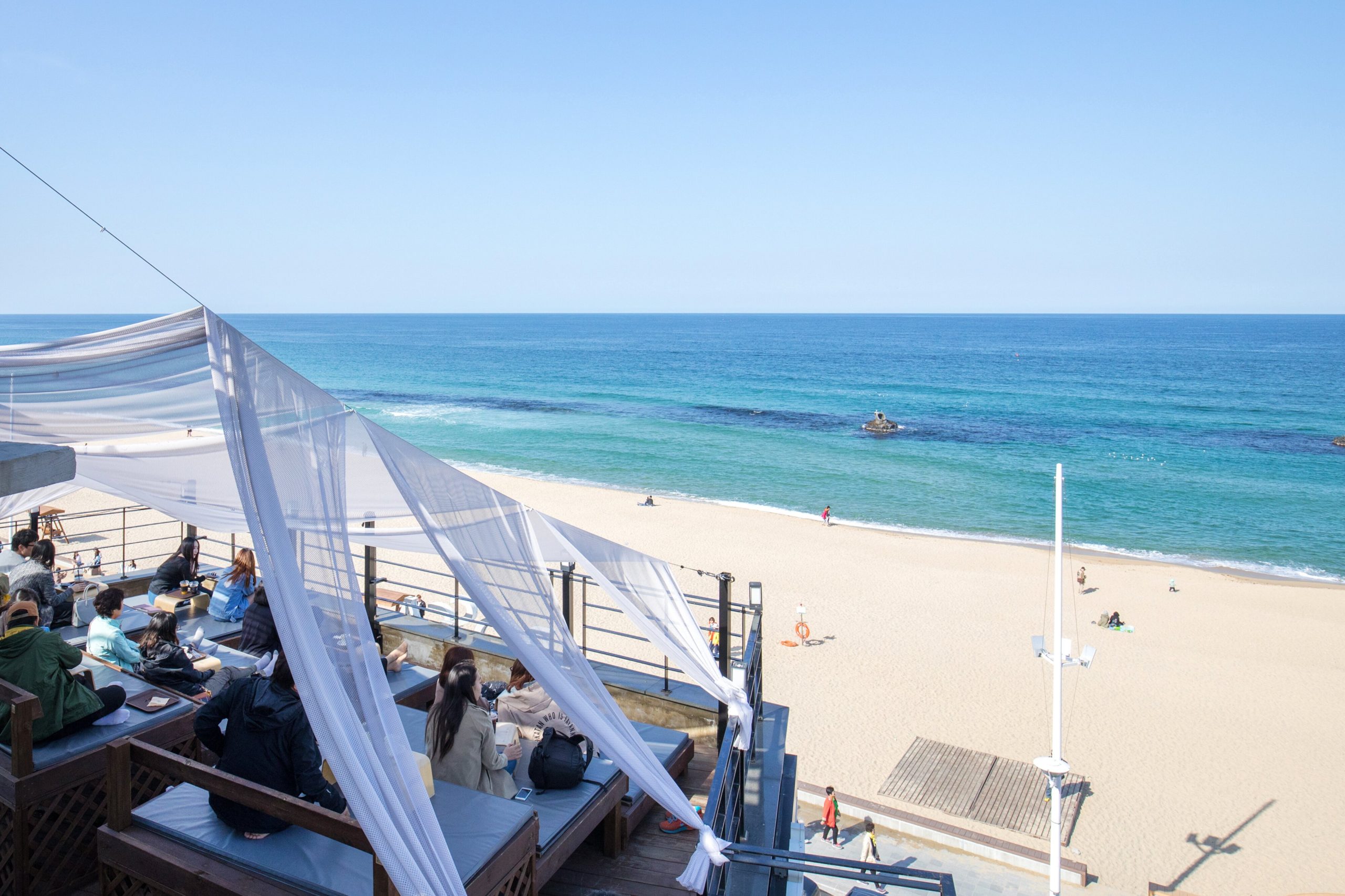 Quán cà phê trên đường cà phê Anmok