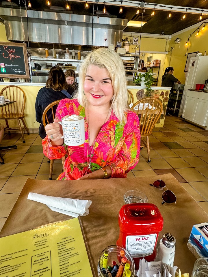 Tô phở gà hấp dẫn