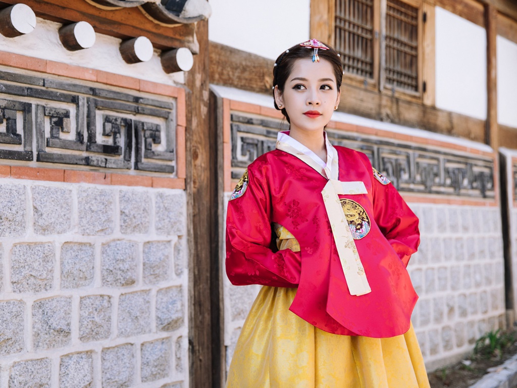 Con phố mua sắm sầm uất ở Seoul