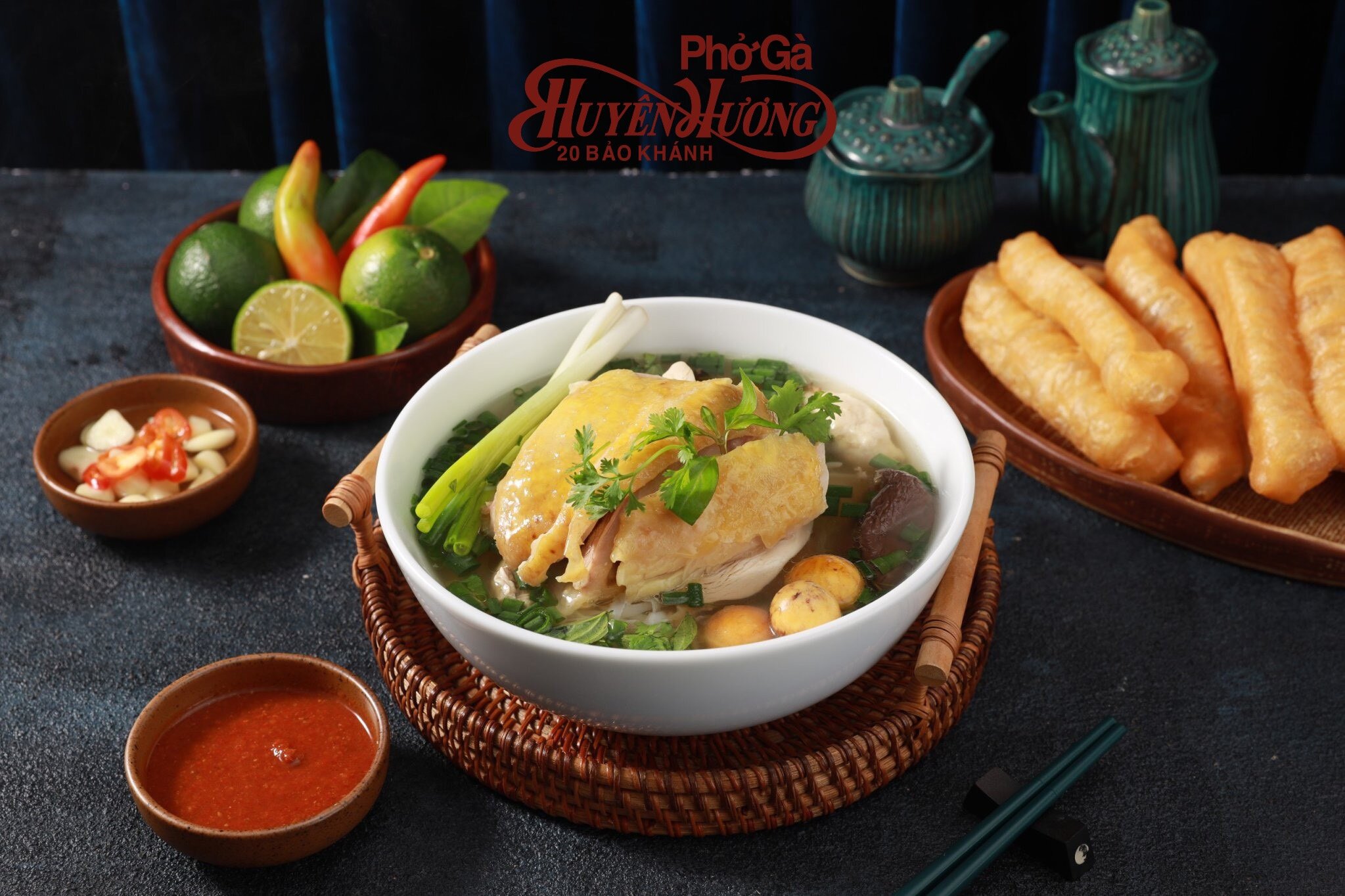 Phở gà đặc biệt tại Phố Báo Khánh