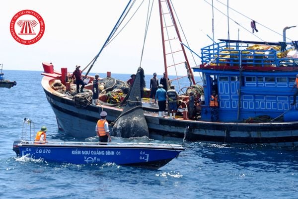 Hoạt động khai thác hải sản trái phép