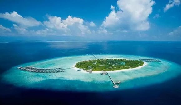 Toàn cảnh Nauru từ trên cao với địa hình độc đáo